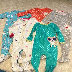 Lot of 5 footie pajamas size 18 months. 4 fleece, 1 lighter weight